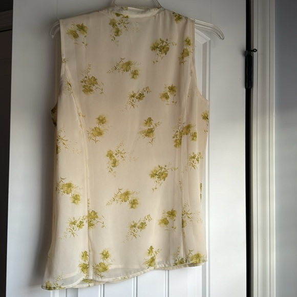 Coldwater Creek Green Floral Blouse - Picture 3 of 7